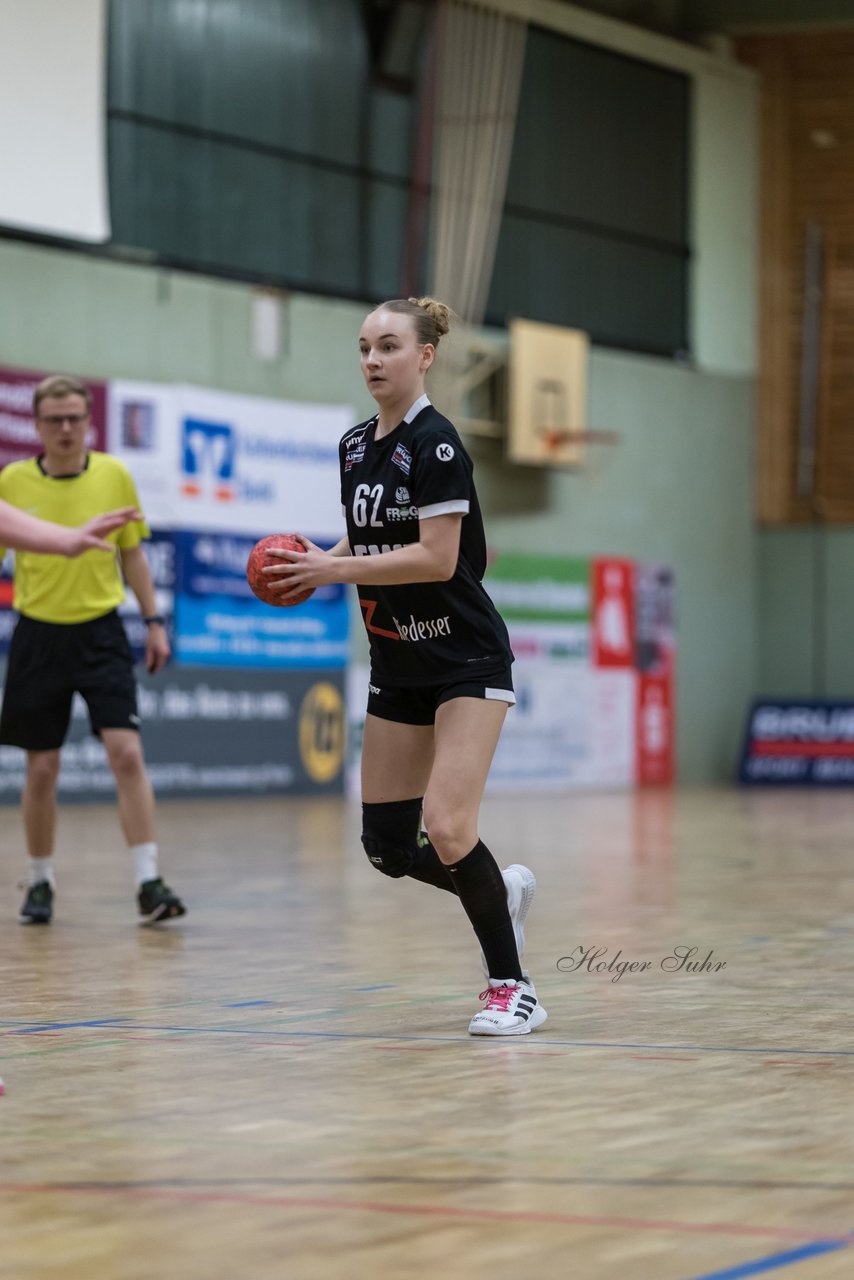 Bild 171 - wBJ SV Henstedt Ulzburg - TuRa Meldorf : Ergebnis: 22:38